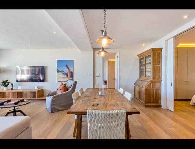 2 BEDROOM APARTMENT TO LET IN CAMPS BAY